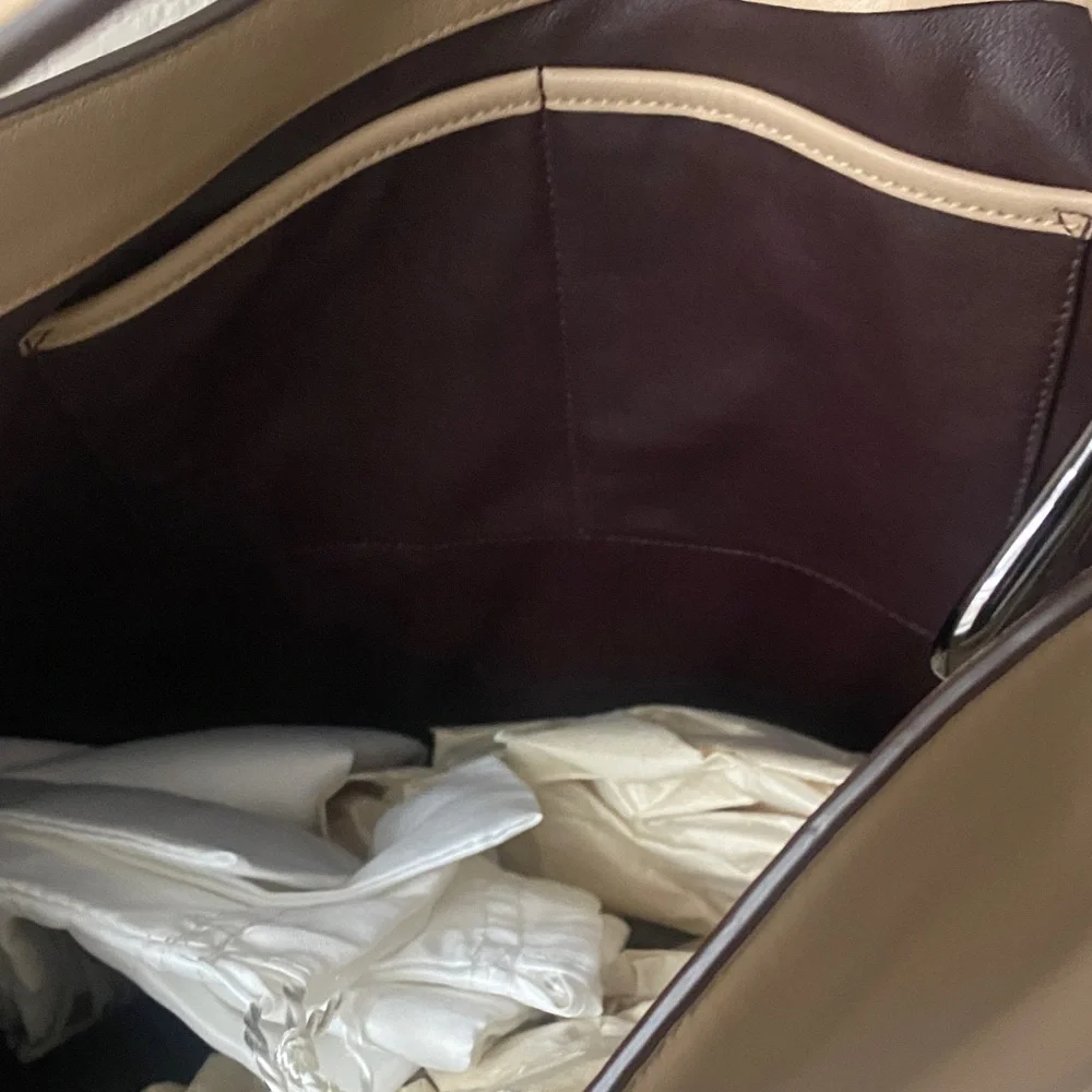 COACH Beachwood Beige Leather Snap NOMAD Hobo Shoulder Bag Purse #36026 - Picture 7 of 16